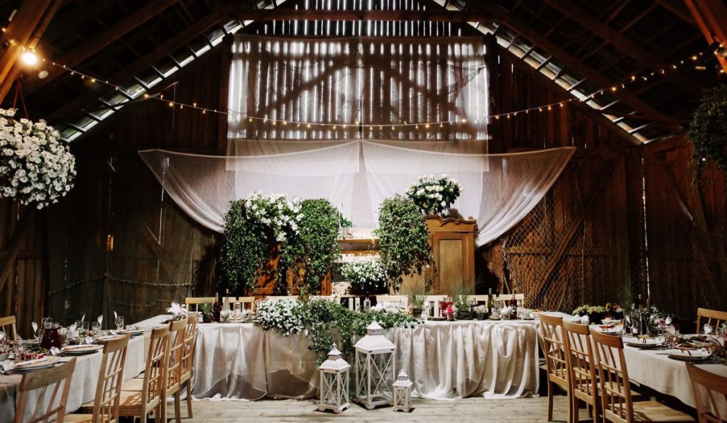 Wedding Hall Theme Options Ideas for Rustic Wedding Trends
