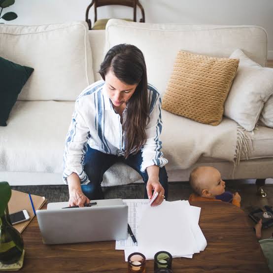 Easy Ways to Earn Extra Money From Home
